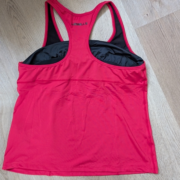 New Les Mills Body Pump Tank w build in Bra inserable - Picture 2 of 5